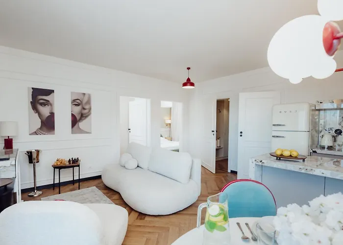 Summit 50s By Hillside *